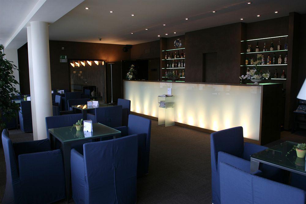 Hotel Sirius Юі Інтер'єр фото